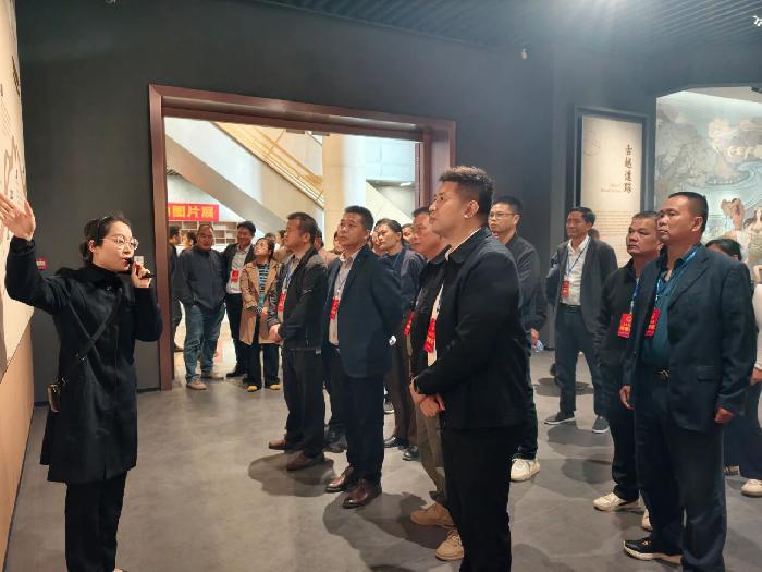 �������˴������չ����ѧϰ �۽���ҵ��չ ������ְ����